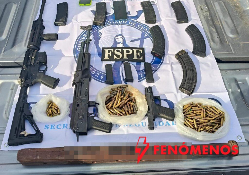Aseguran FSPE armas de alto poder y vehículo con reporte de robo en Juventino Rosas Aseguran FSPE armas de alto poder y vehículo con reporte de robo en Juventino Rosas
