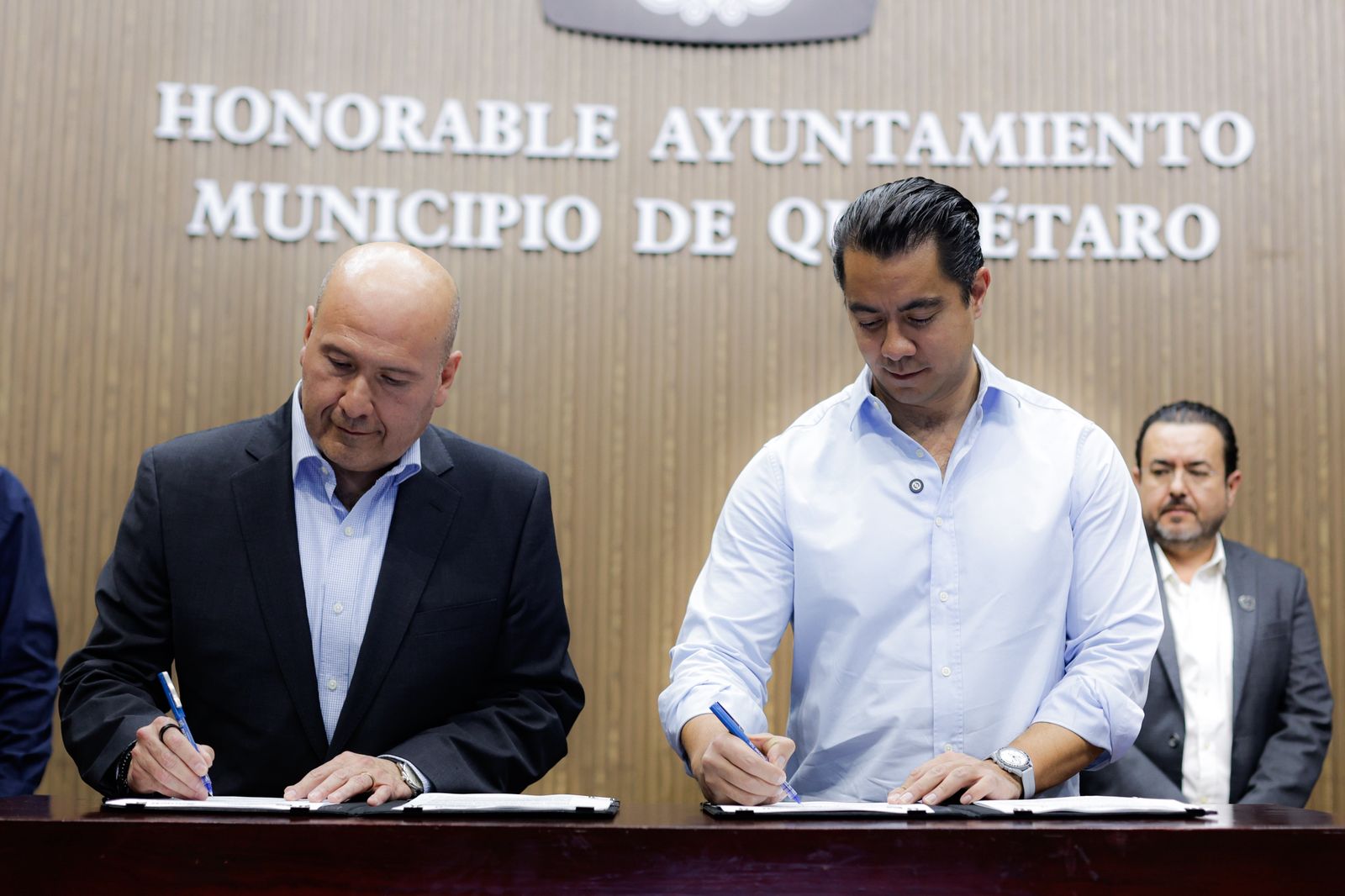 Imagen de Firma Felifer Macías acuerdo de colaboración con la Cámara Nacional de la Industria Electrónica de Telecomunicaciones y Tecnologías de la Información 18