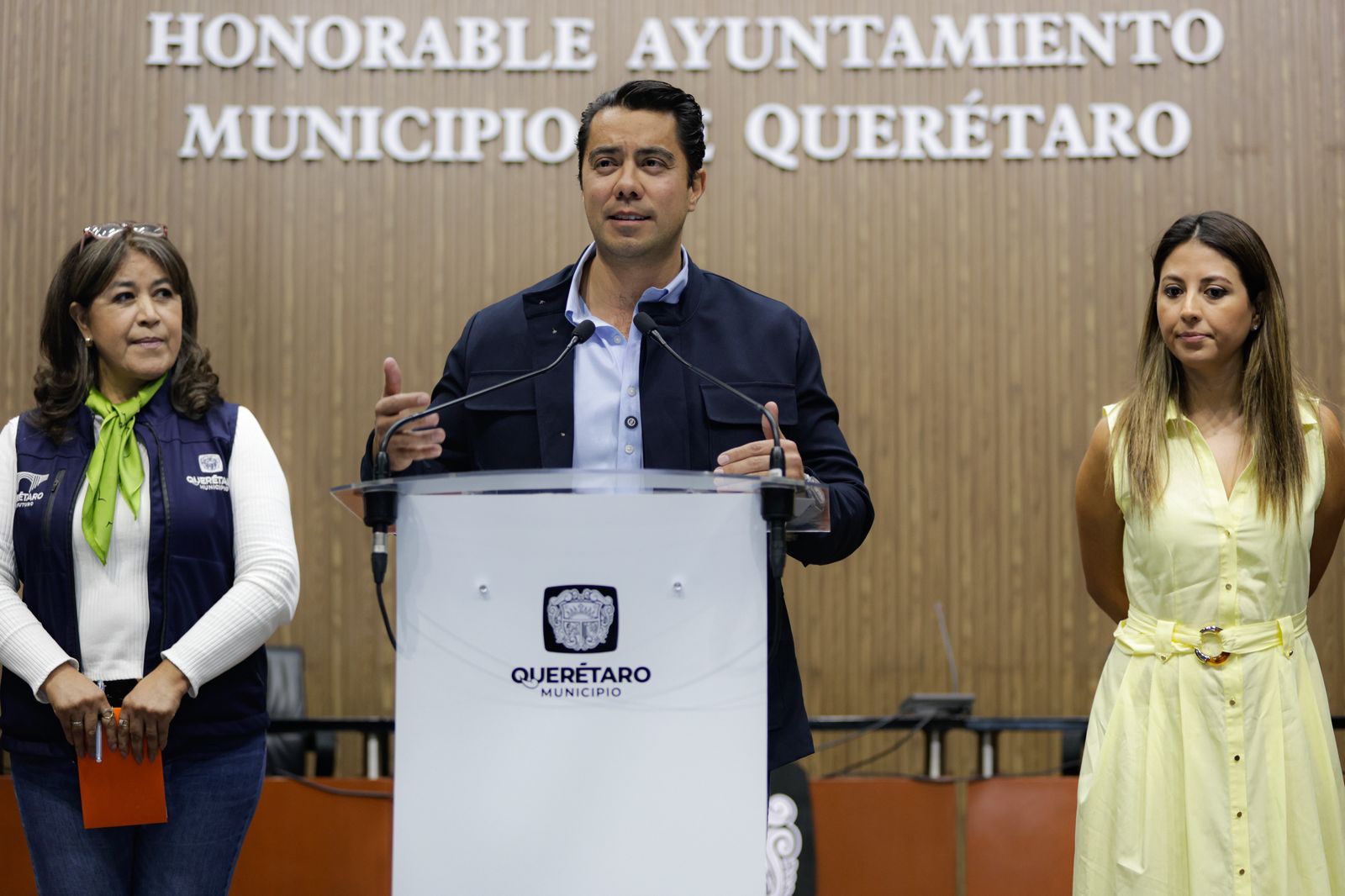Imagen de Presenta Felifer Macías avances en atención ciudadana y programas culturales 5