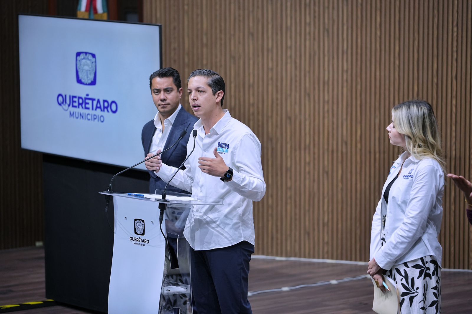 Imagen de Respalda Felifer Macías la prohibición de la difusión o interpretación de cualquier contenido que exalte la violencia. 21