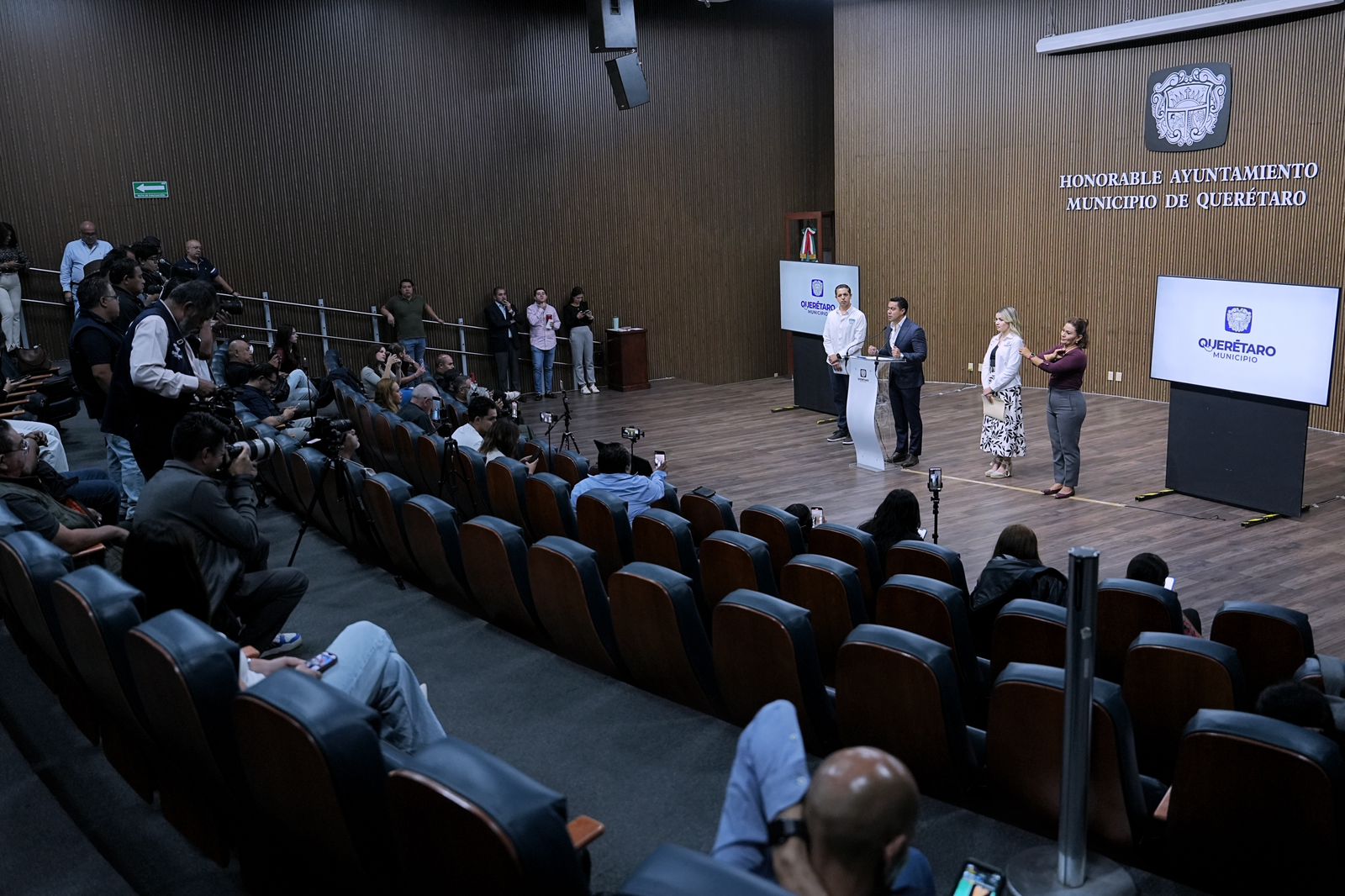 Imagen de Respalda Felifer Macías la prohibición de la difusión o interpretación de cualquier contenido que exalte la violencia. 22