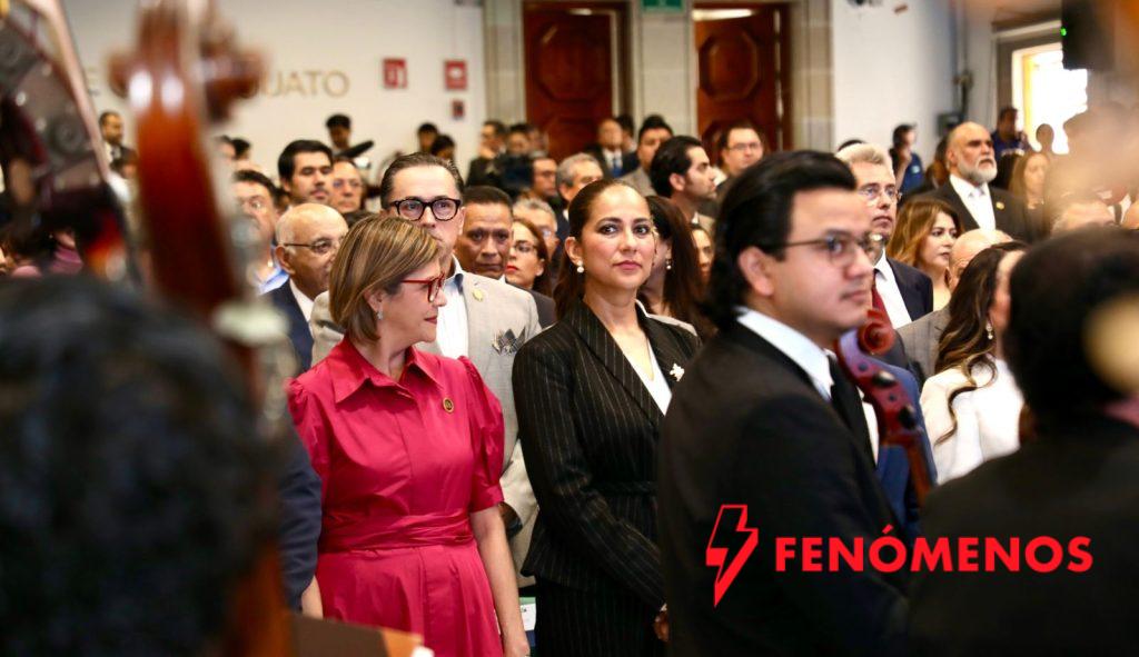 Gobernadora respalda a la Universidad de Guanajuato en el arranque del ciclo escolar e Informe Anual Gobernadora respalda a la Universidad de Guanajuato en el arranque del ciclo escolar e Informe Anual