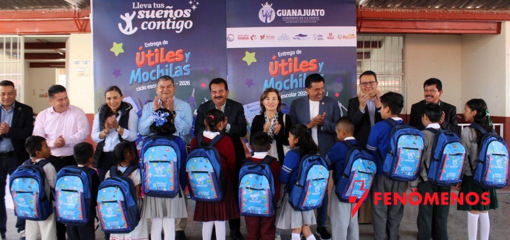 La entrega estatal de útiles escolares y mochilas llega a los municipios del noreste