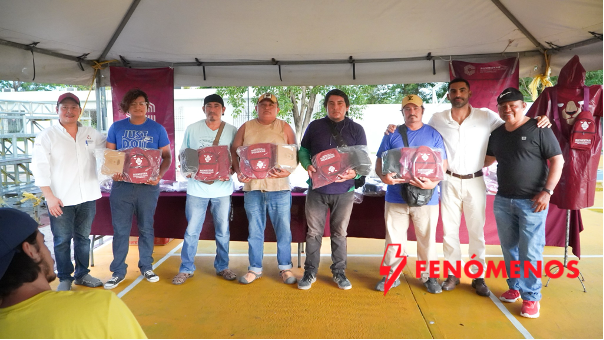 BIENESTAR ENTREGA DE KITS DE TRABAJO A TRAVÉS DEL PROYECTO EMPRENDER CONTIGO
