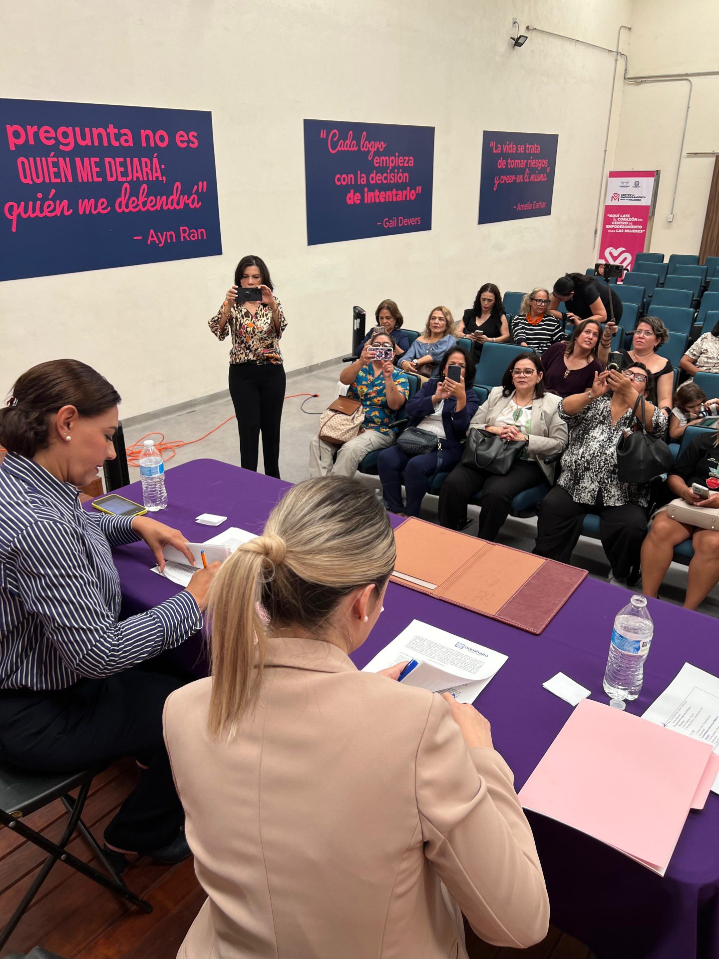 IMG-20250919-WA0029 Imagen de Municipio de Querétaro y CCME firman convenio para fortalecer el desarrollo de las mujeres 7