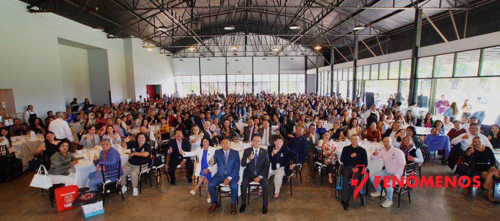 Reconoce el Gobierno de la Gente la práctica educativa de maestras y maestros destacados en Guanajuato Reconoce el Gobierno de la Gente la práctica educativa de maestras y maestros destacados en Guanajuato