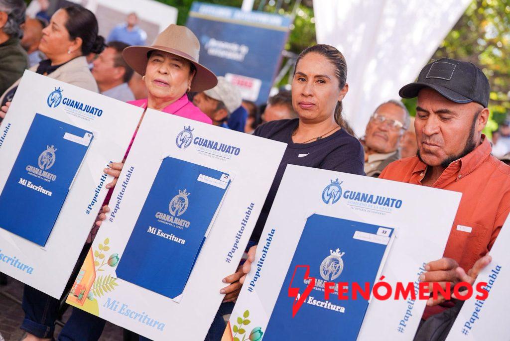 Entrega Gobierno de la Gente más obras en Tarimoro y Juventino Rosas
