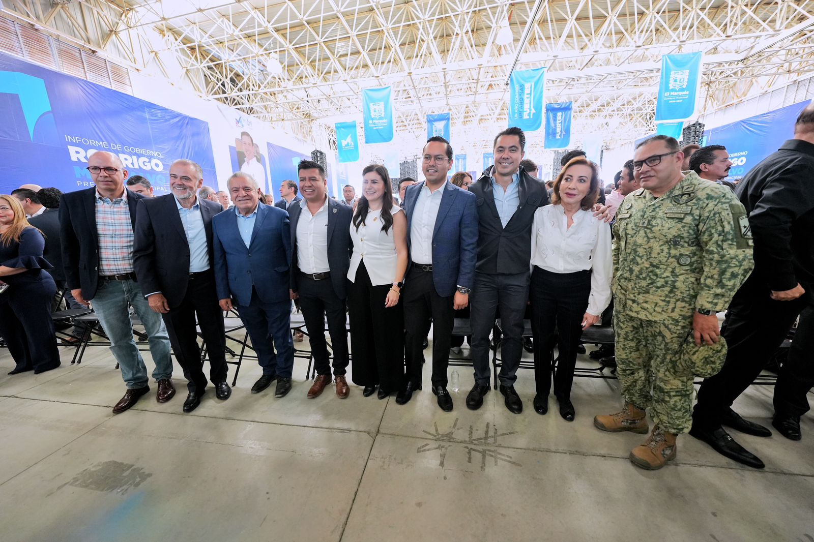 Imagen de Asiste Felifer Macías al Primer Informe de Actividades de Rodrigo Monsalvo 2