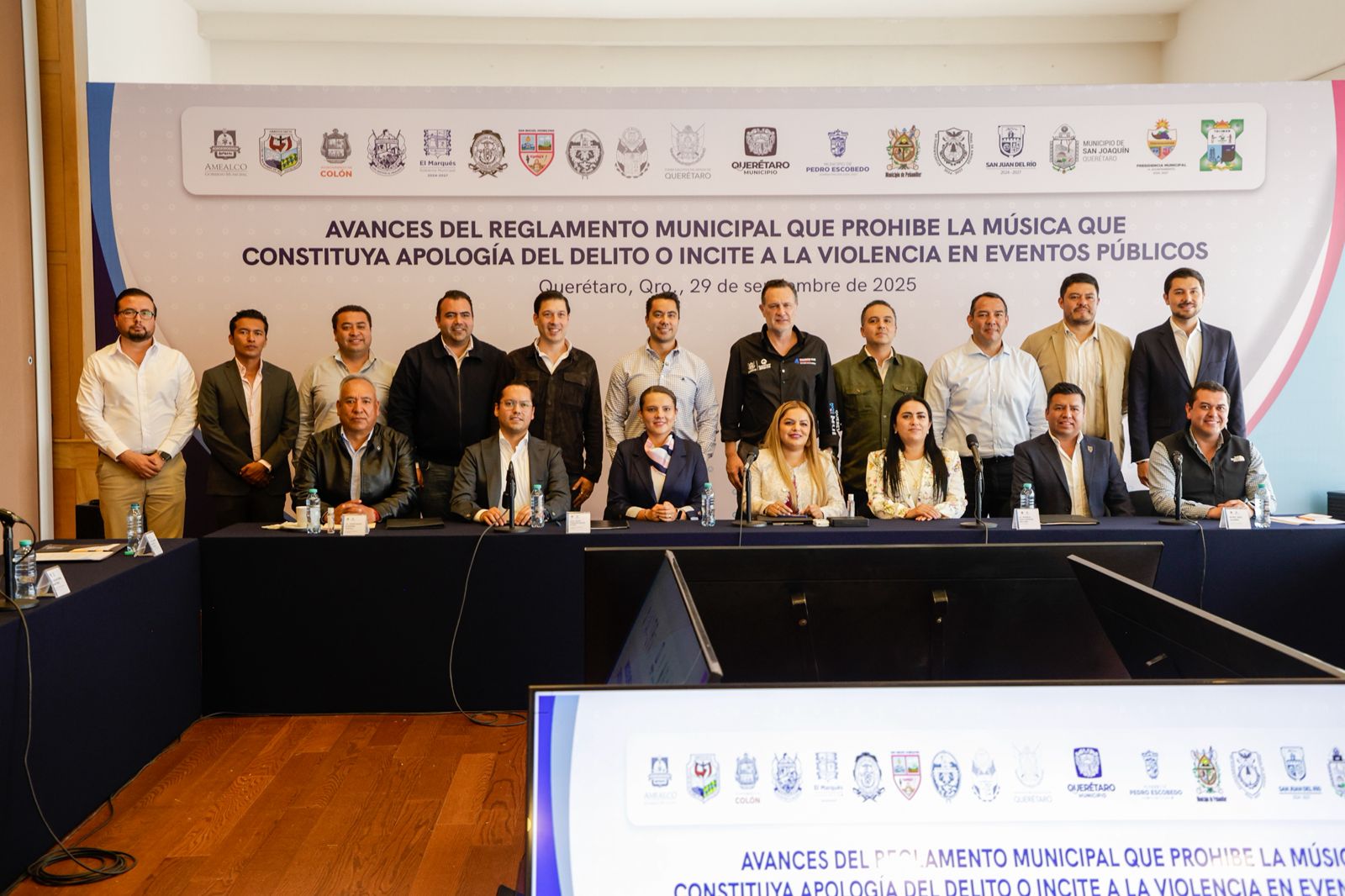 Imagen de Participa Felifer Macías en reunión para reforzar el Reglamento Municipal que prohíbe música que incite a la violencia 4