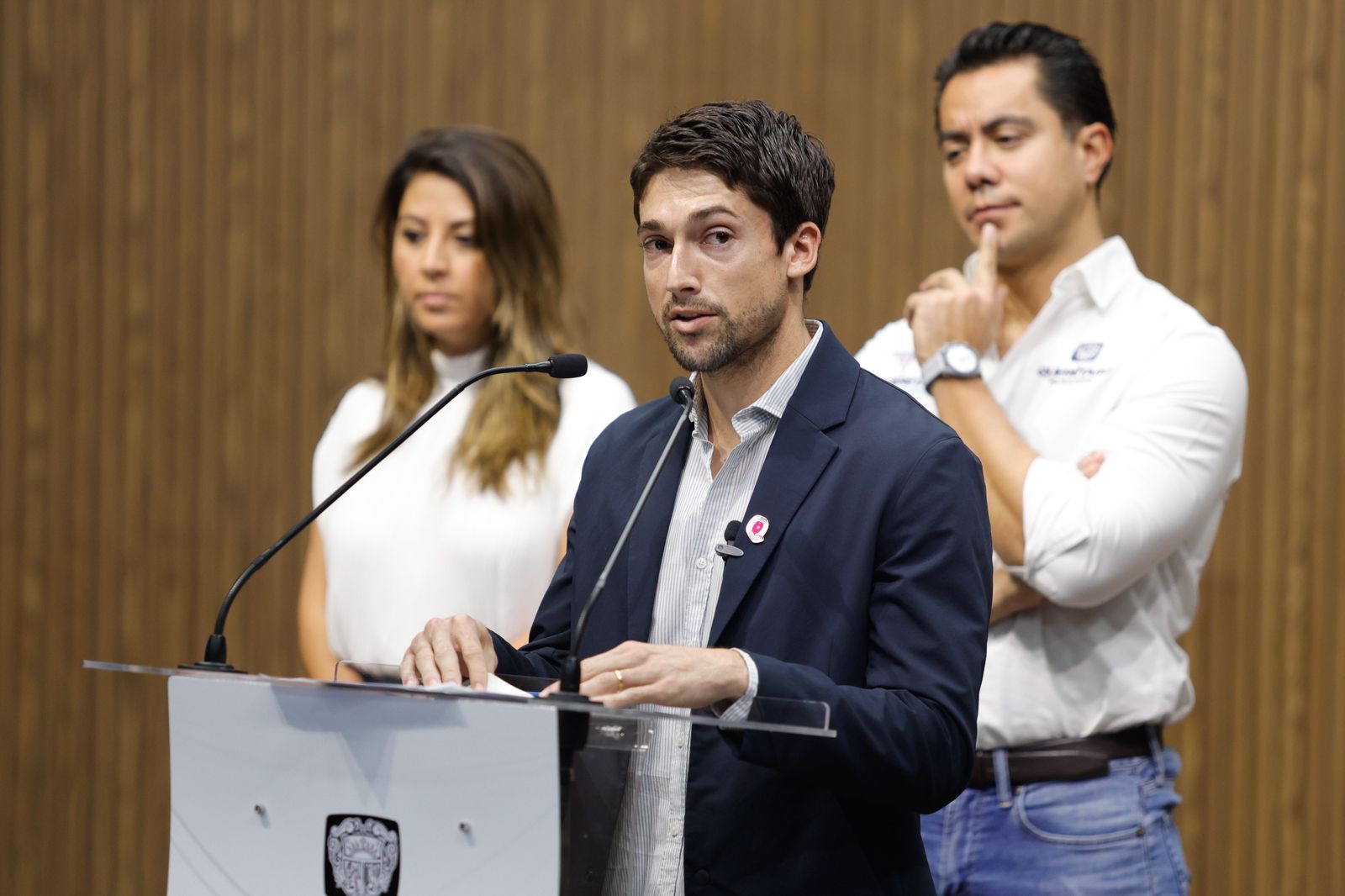 WhatsApp Image 2025-10-22 at 2.05.31 PM(2) Imagen de Presenta Felifer Macías la XIV Edición de la Carrera Nocturna 7