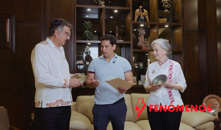 Reciben Américo y María piezas bendecidas por el Vaticano para la Virgen monumental de El Chorrito