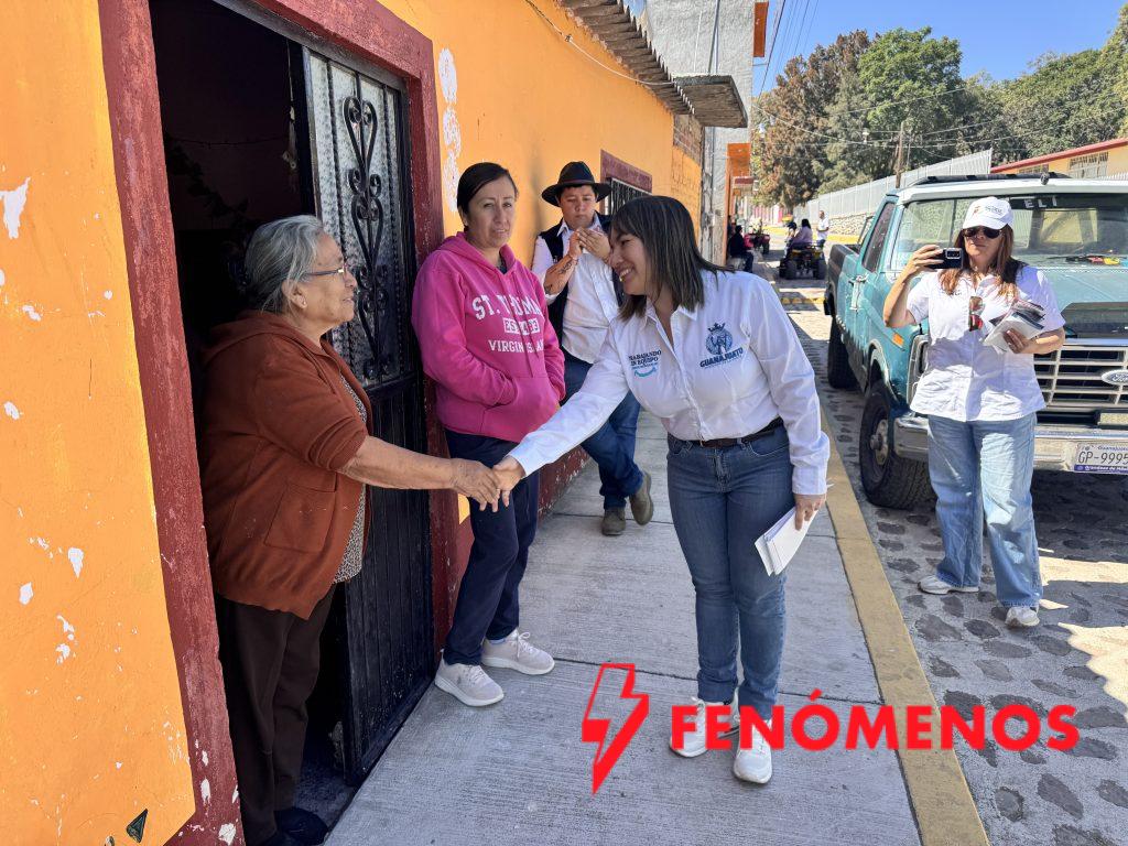 La directora del ISSEG visita la comunidad de Otates, en Huanímaro, junto a la Secretaría de Nuevo Comienzo