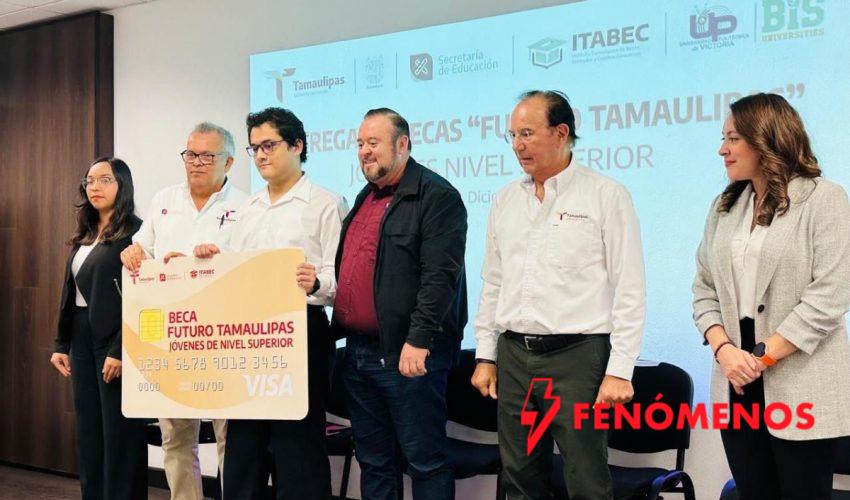 Fortalece ITABEC el talento universitario con 456 becas en la UPV