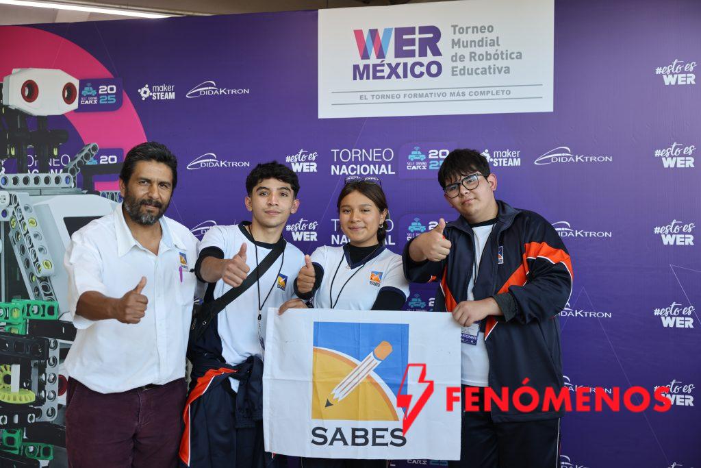 Estudiantes del SABES representarán a México en la final Mundial de WER en Shanghái, China