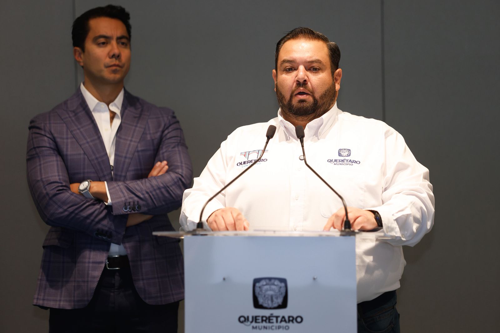 Imagen de Presenta Felifer Macías programas para fortalecer el patrimonio de las familias y reconocer la labor policial 2