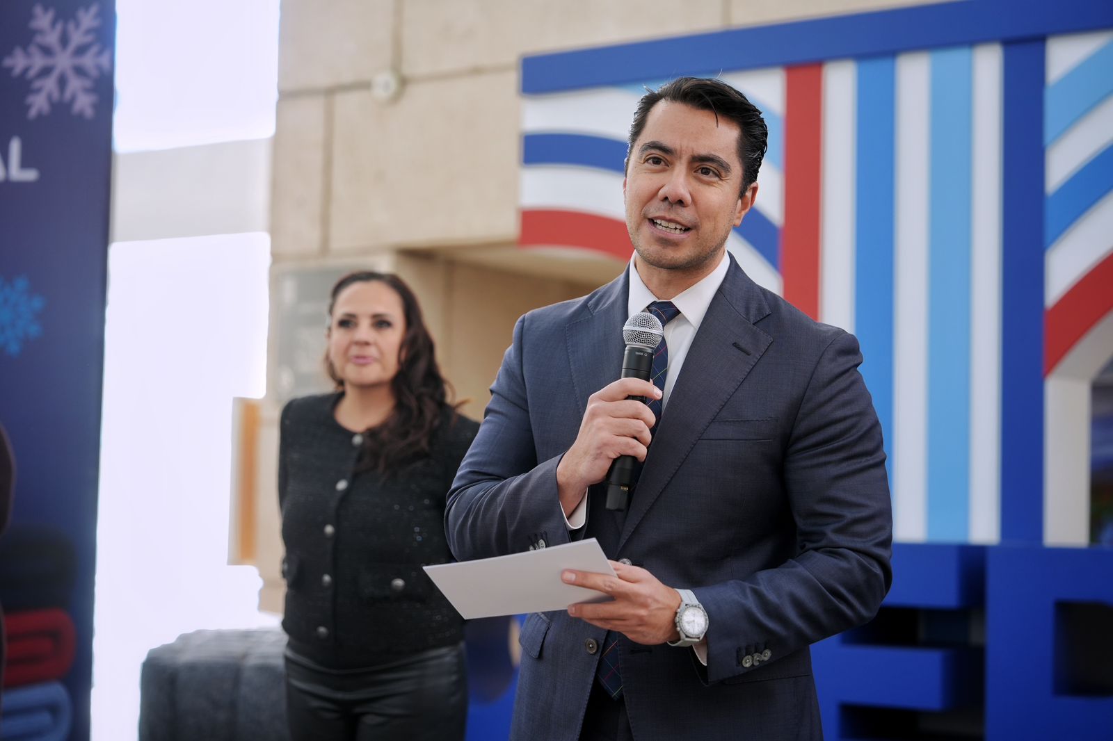 WhatsApp Image 2025-11-12 at 11.56.12 AM Imagen de Encabeza Felifer Macías arranque de la Colecta Invernal 2025 “Cobijando Corazones” 15