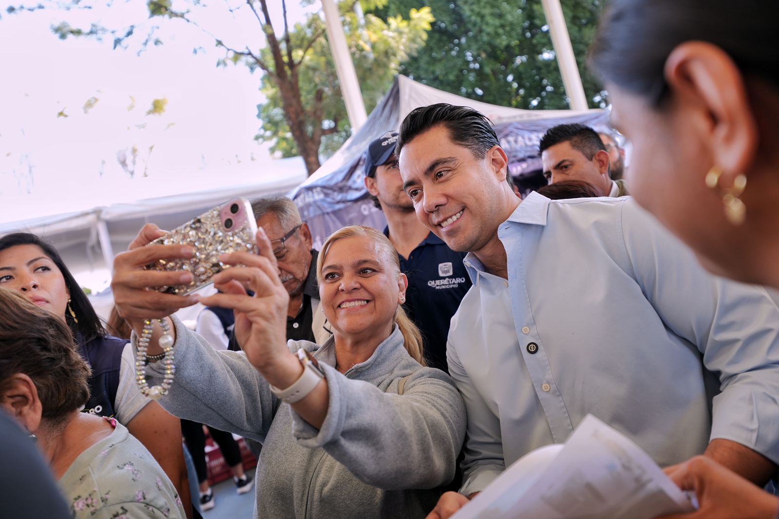 WhatsApp Image 2025-11-19 at 3.39.35 PM Imagen de Asiste Felifer Macías a la Jornada Aquí Contigo 9