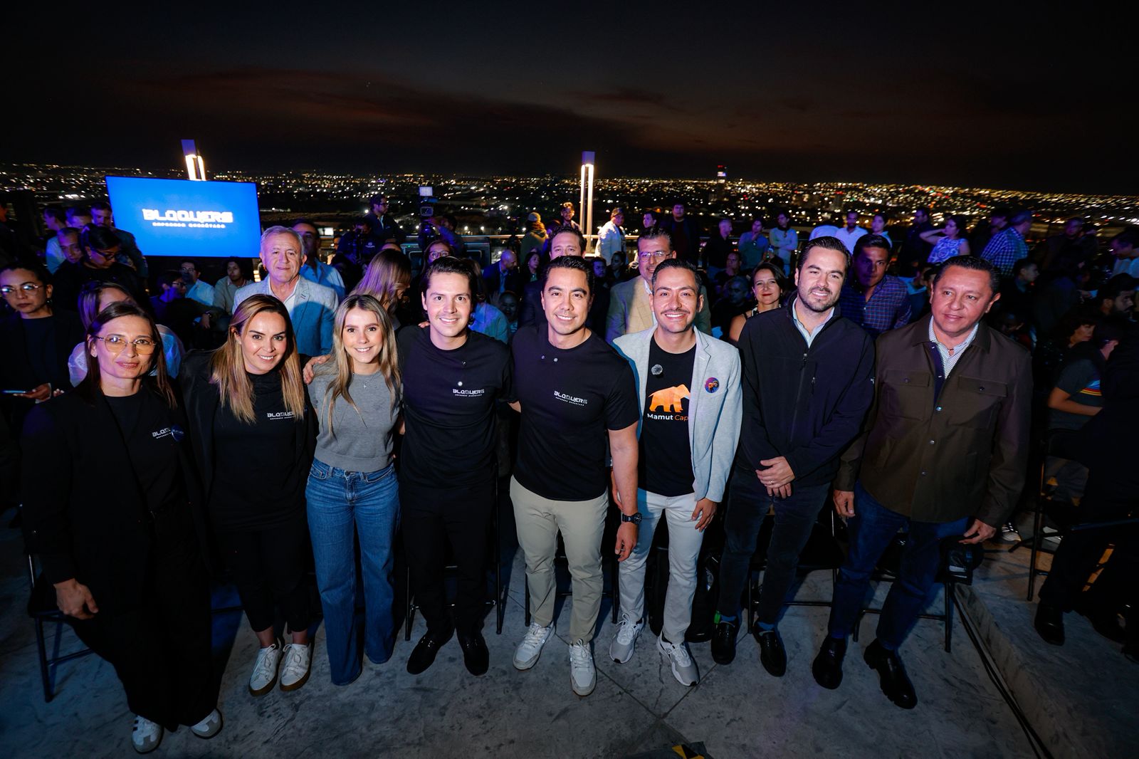 WhatsApp Image 2025-11-24 at 10.36.12 PM Imagen de Presenta Felifer Macías marca Bloquers 10