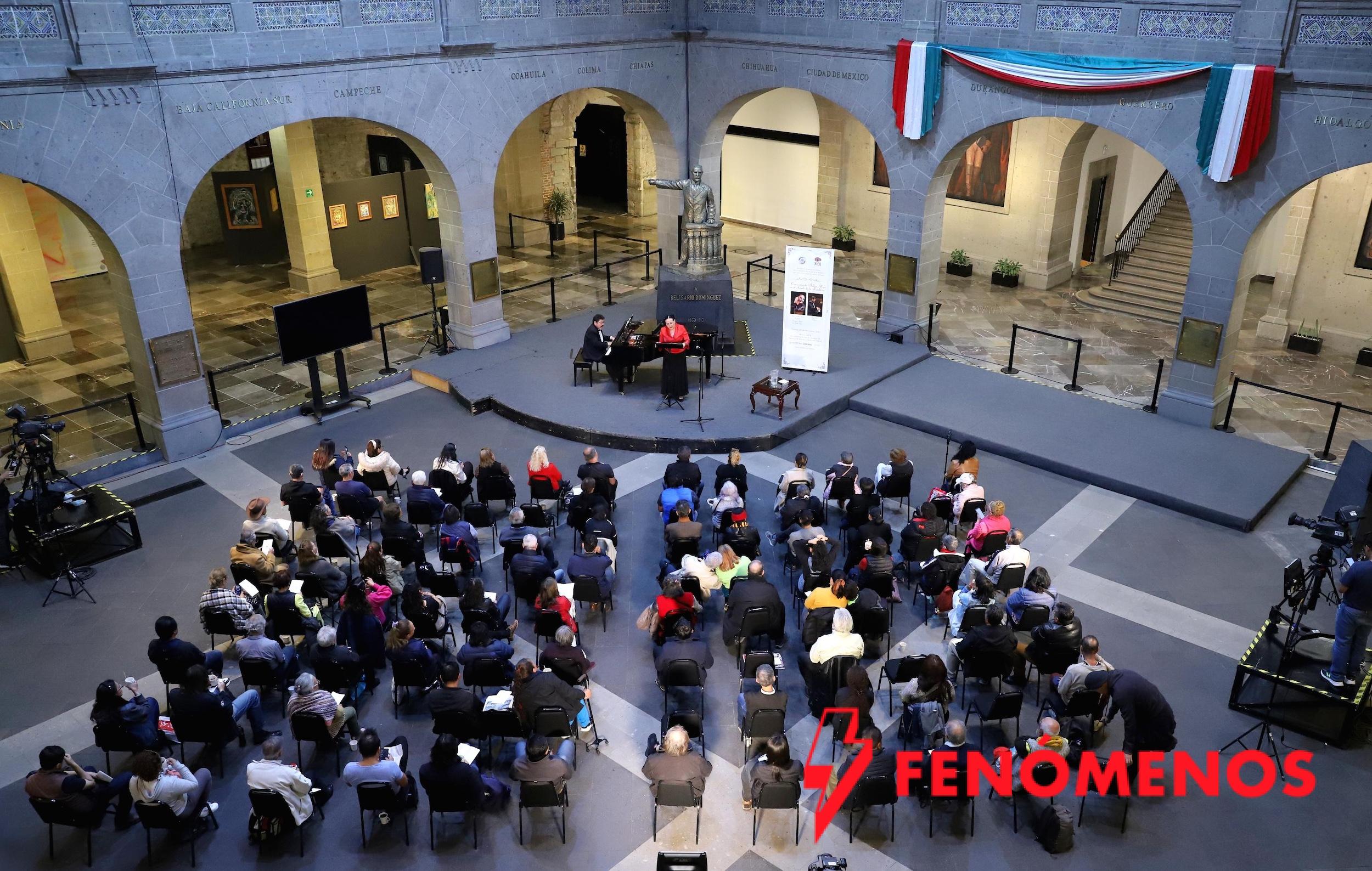 Noche poética en la Antigua Casona de Xicoténcatl