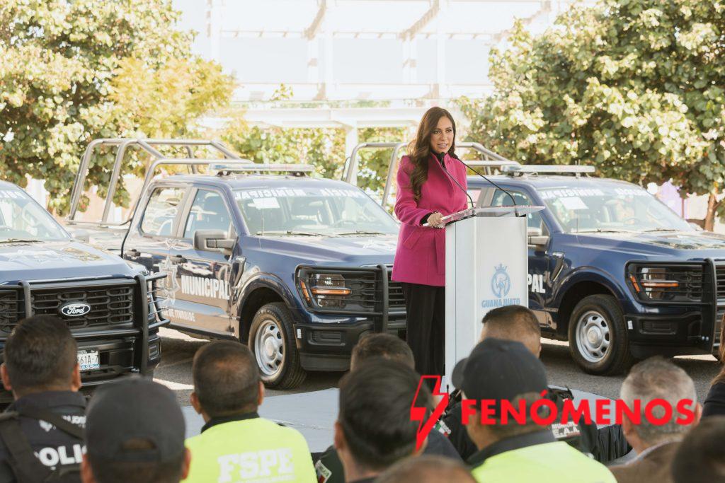 Entrega Gobernadora Patrullas a Municipios de Guanajuato