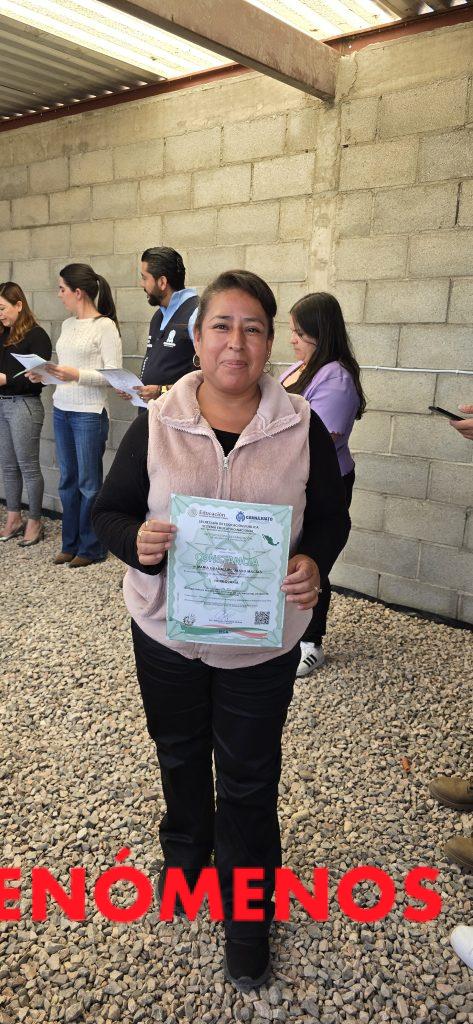 Constancias del IECA brindan certeza y validez oficial a la capacitación de la gente