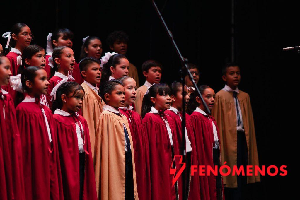 Anticipa Navidad el coro Voces Infantiles del MIQ