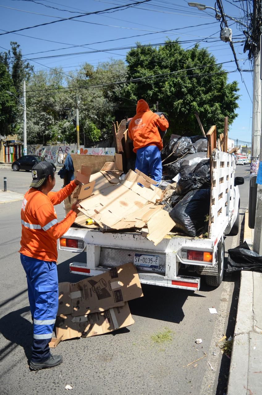 WhatsApp Image 2025-11-27 at 2.59.50 PM Imagen de Llama Felifer Macías a mantener una ciudad limpia y en orden 18