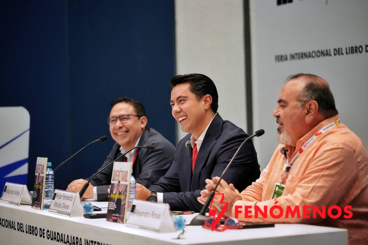 Presenta Felifer Macías el libro “Querétaro, mi inspiración” en la FIL de Guadalajara 2025