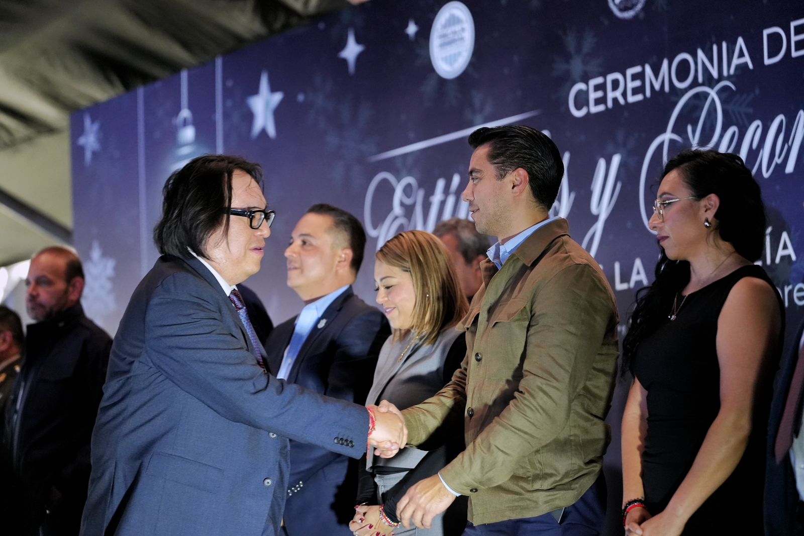 Imagen de Asiste Felifer Macías a la entrega de estímulos a personal de la Fiscalía General del Estado 12