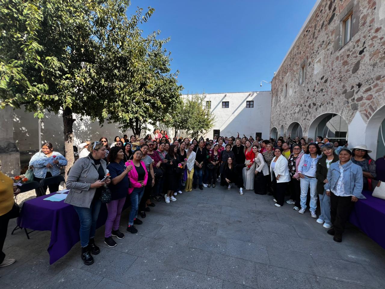 Imagen de Encuentro entre el arte y el empoderamiento reunió a 170 mujeres en el Museo de Arte Contemporáneo 8