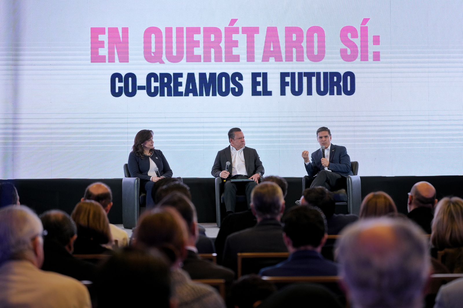 Imagen de Participa Felifer Macías en el foro Co-creando el Futuro de Querétaro 14