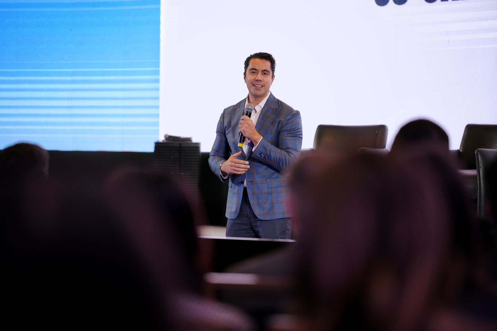 Imagen de Participa Felifer Macías en el foro Co-creando el Futuro de Querétaro 13