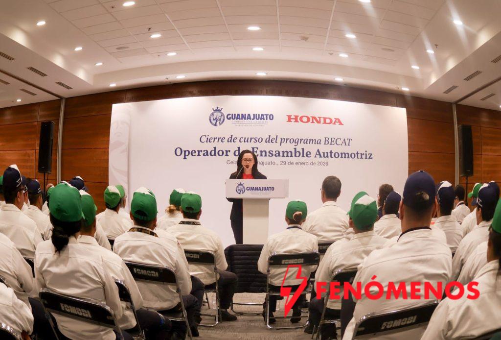 Gobierno de la Gente y Honda fortalecen el talento con la graduación de 274 operarios especializados