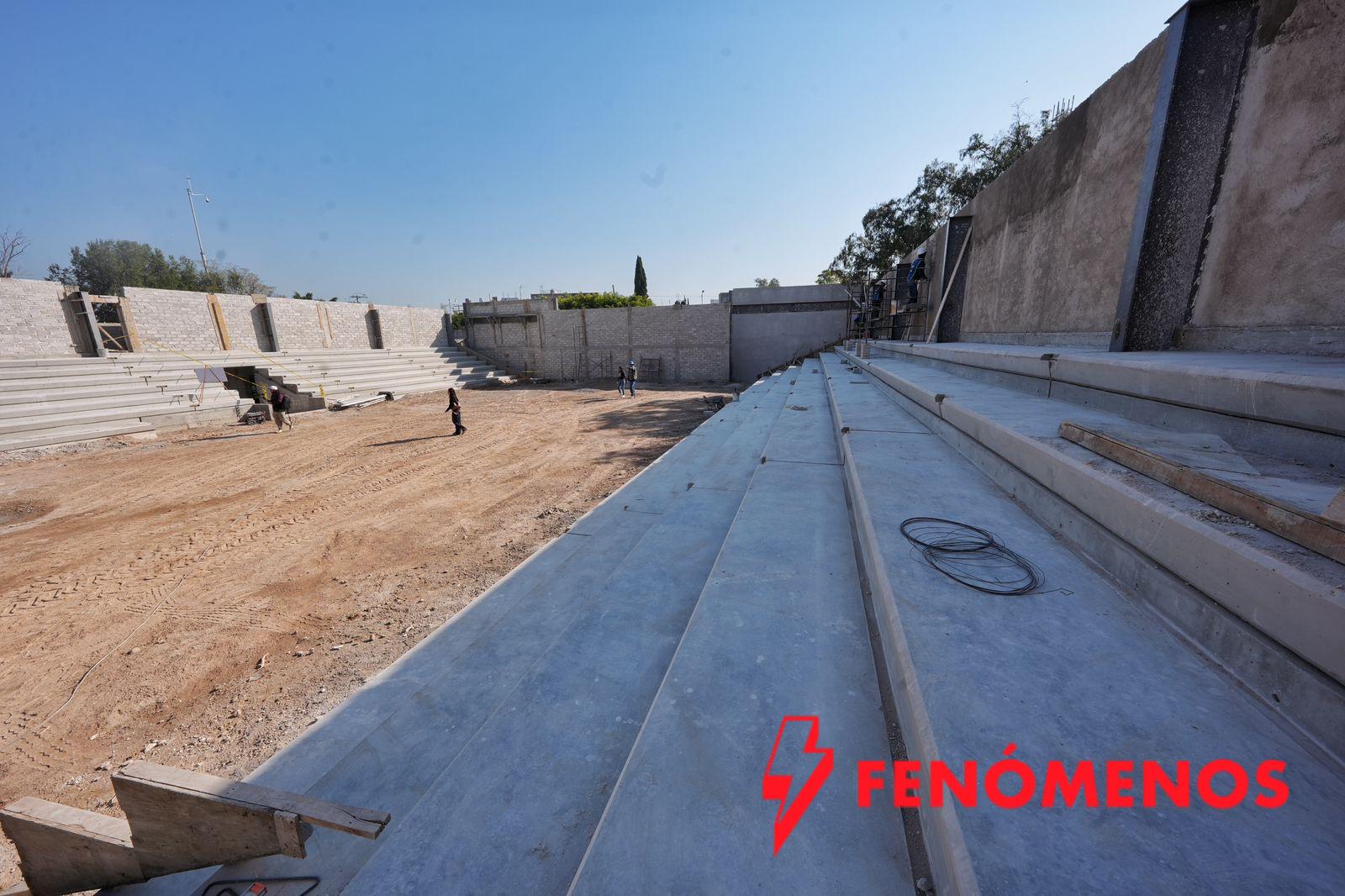 Fortalece Felifer Macías la educación en Lomas de Casablanca con nuevo auditorio escolar