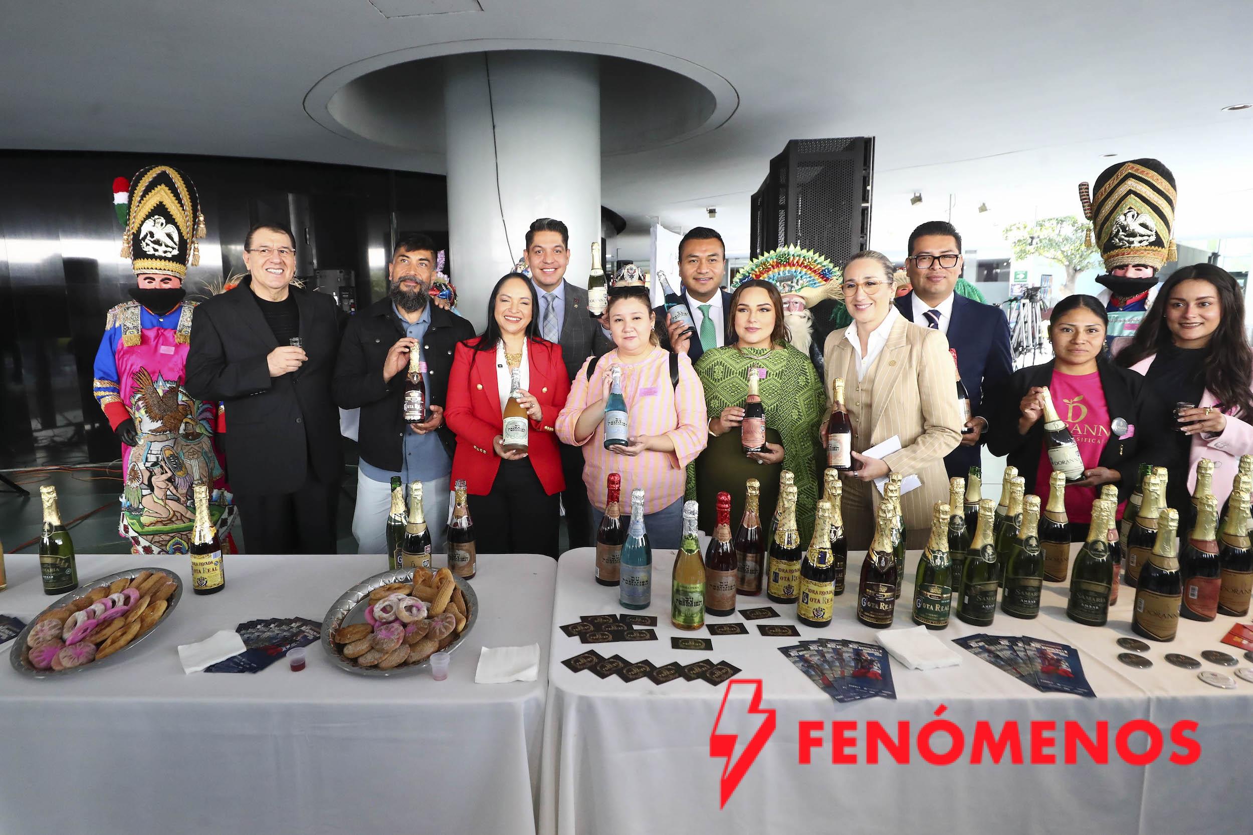 Promueve la senadora Lizeth Sánchez el Carnaval Huejotzingo 2026, símbolo cultural de Puebla