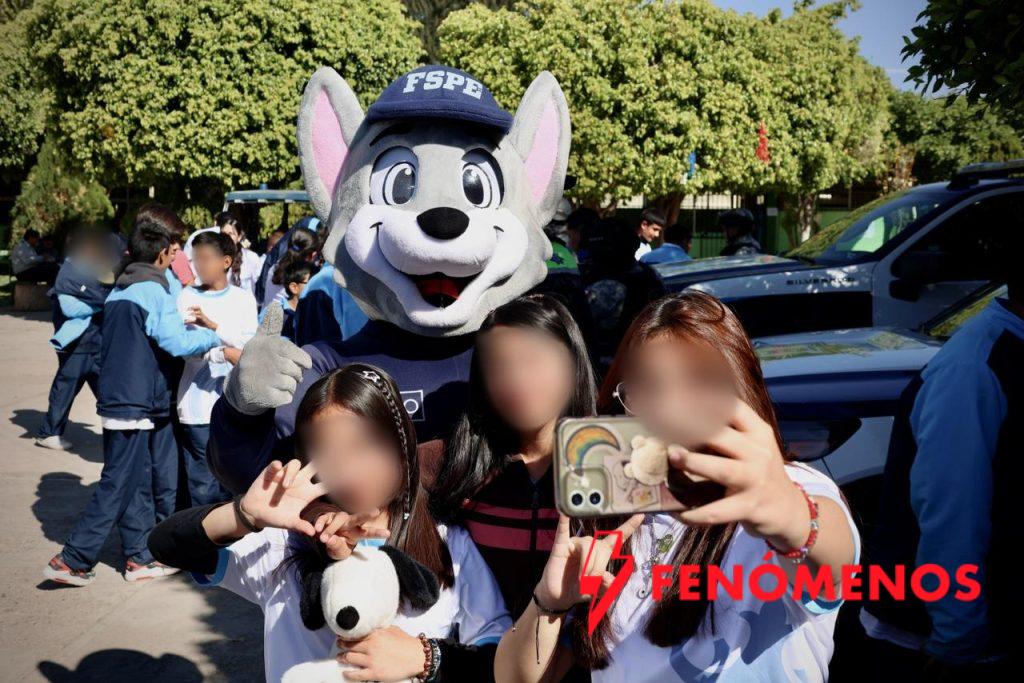 CONFÍA en ellos: viven estudiantes de secundaria Feria de Proximidad en Silao