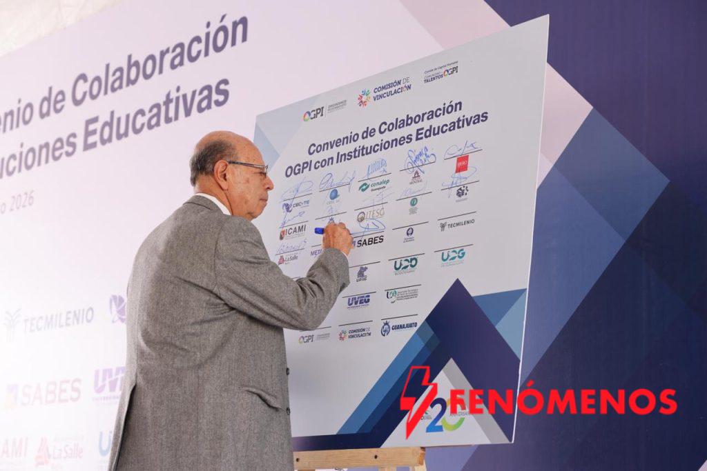 SABES firma Convenio de Colaboración con Guanajuato Puerto Interior para fortalecer la vinculación educativa