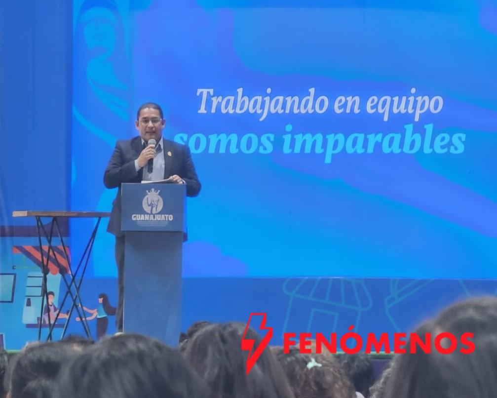 Gobierno de la Gente impulsa la competitividad empresarial con seminario de digitalización