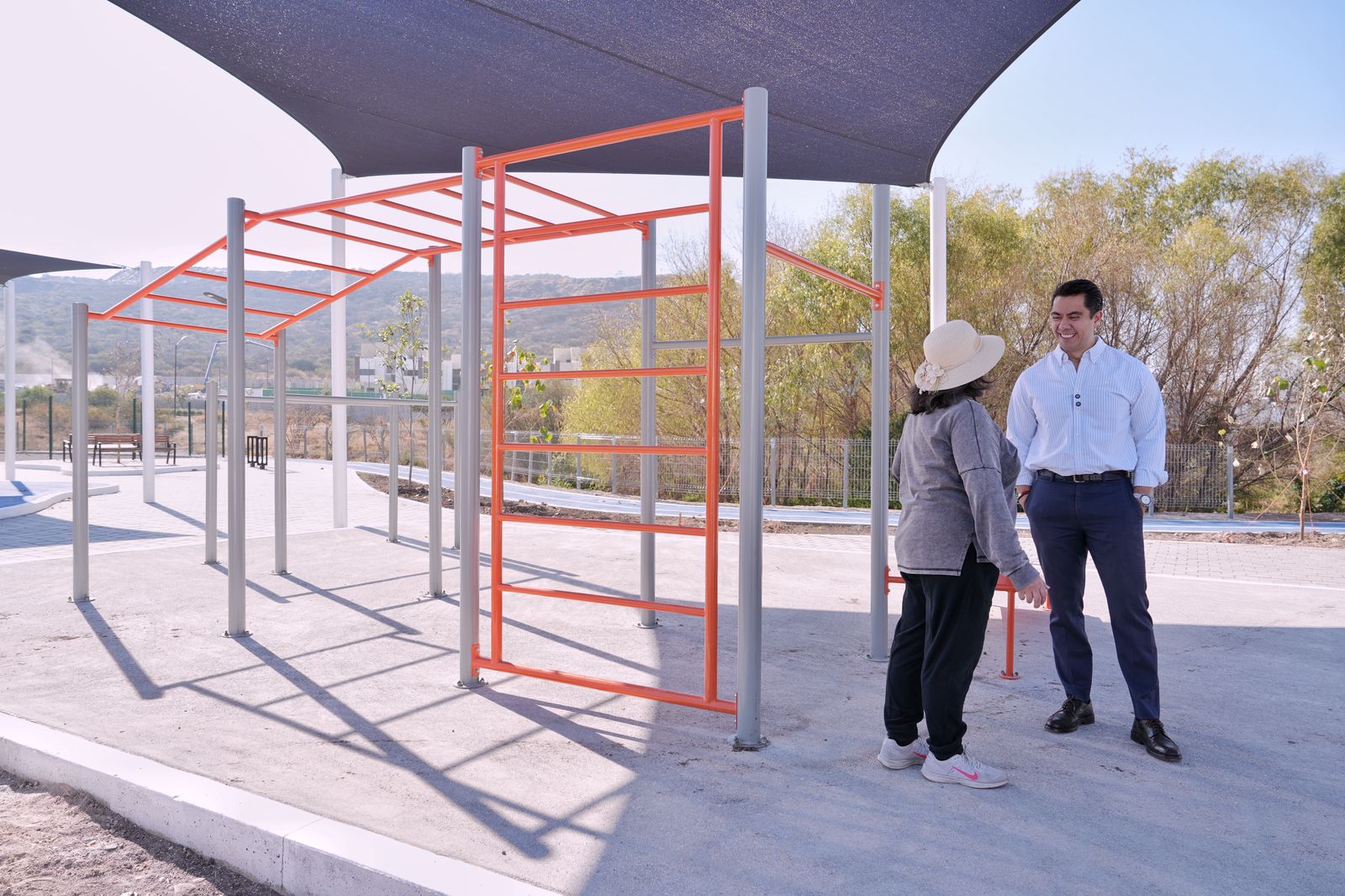 Imagen de Entrega Felifer Macías nuevo parque en la colonia Palmares 21