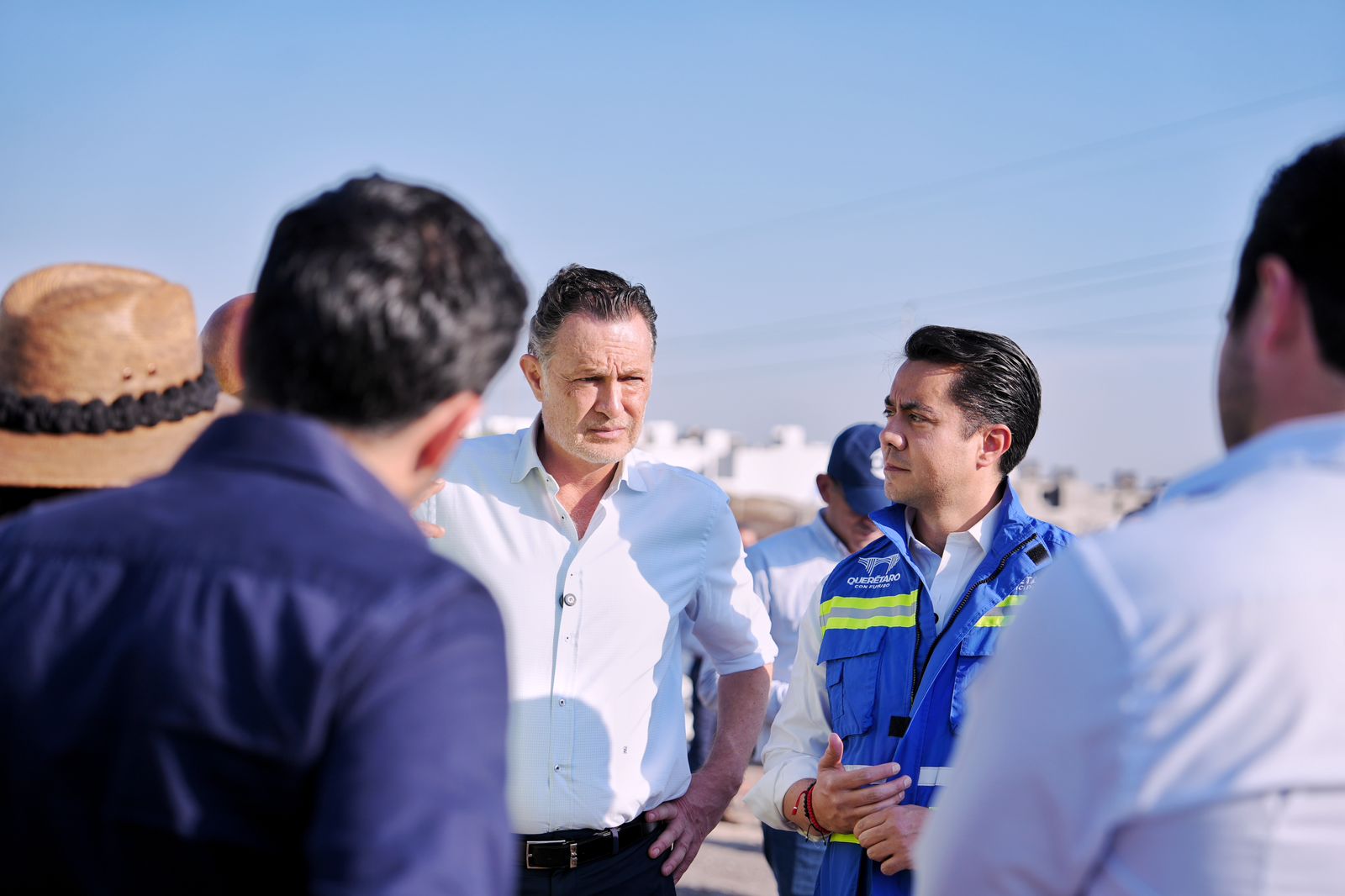 Imagen de Acompaña Felifer Macías al Gobernador a supervisión de obras de control pluvial Menchaca-Peñuelas 14