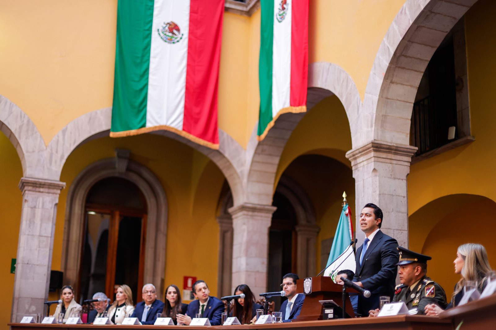 WhatsApp Image 2026-02-17 at 1.17.33 PM (1) Imagen de Encabeza Felifer Macías sesión solemne de Cabildo con el Ejército Mexicano y Fuerza Aérea 6