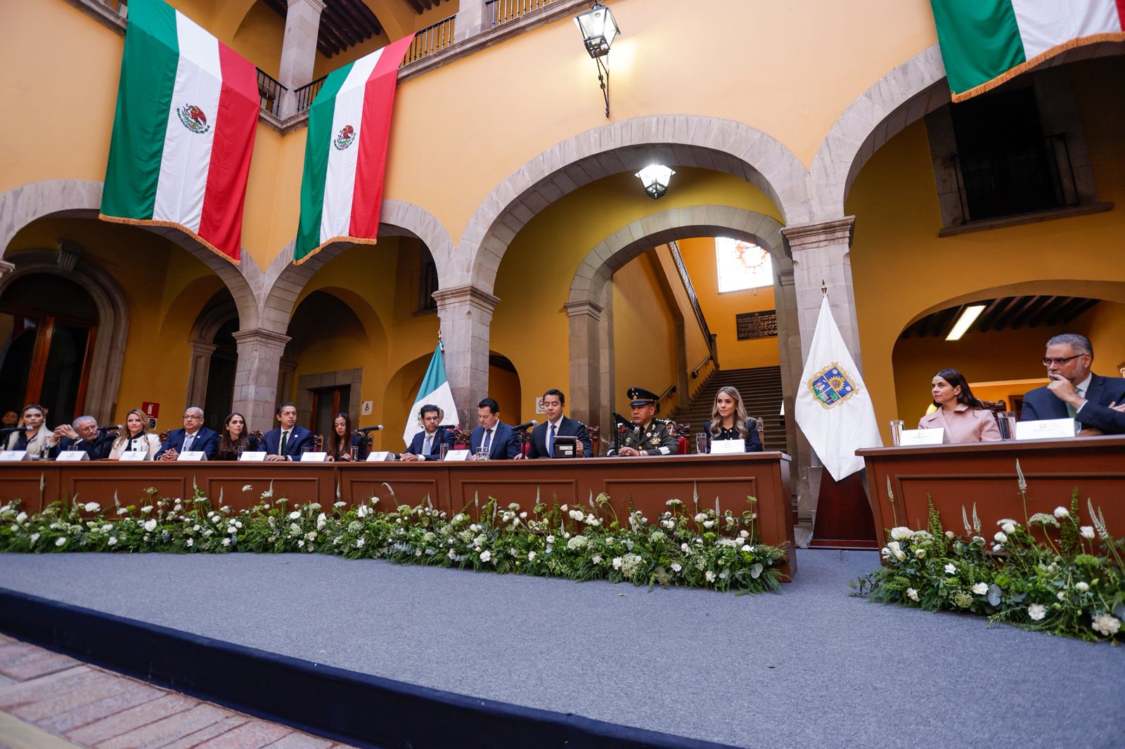 WhatsApp Image 2026-02-17 at 1.17.33 PM (3) Imagen de Encabeza Felifer Macías sesión solemne de Cabildo con el Ejército Mexicano y Fuerza Aérea 4