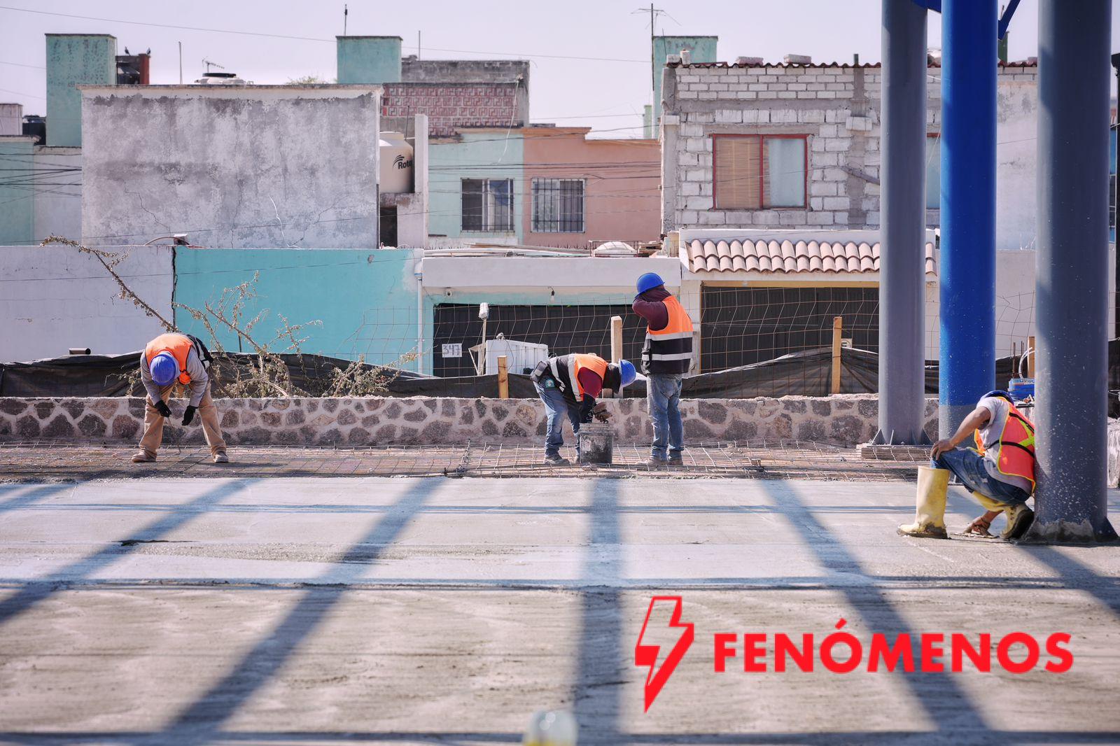 Supervisa Felifer Macías obra de Polideportivo en Santa María Magdalena y anuncia inversión en vialidades