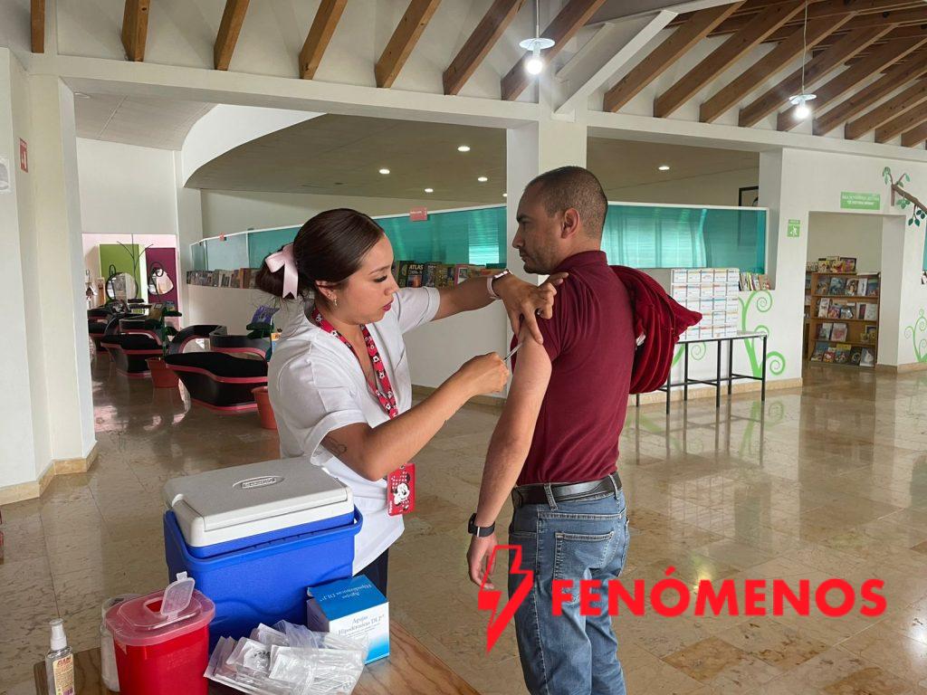 SSG informa avance sectorial del 99 por ciento en vacunación del COVID 19.