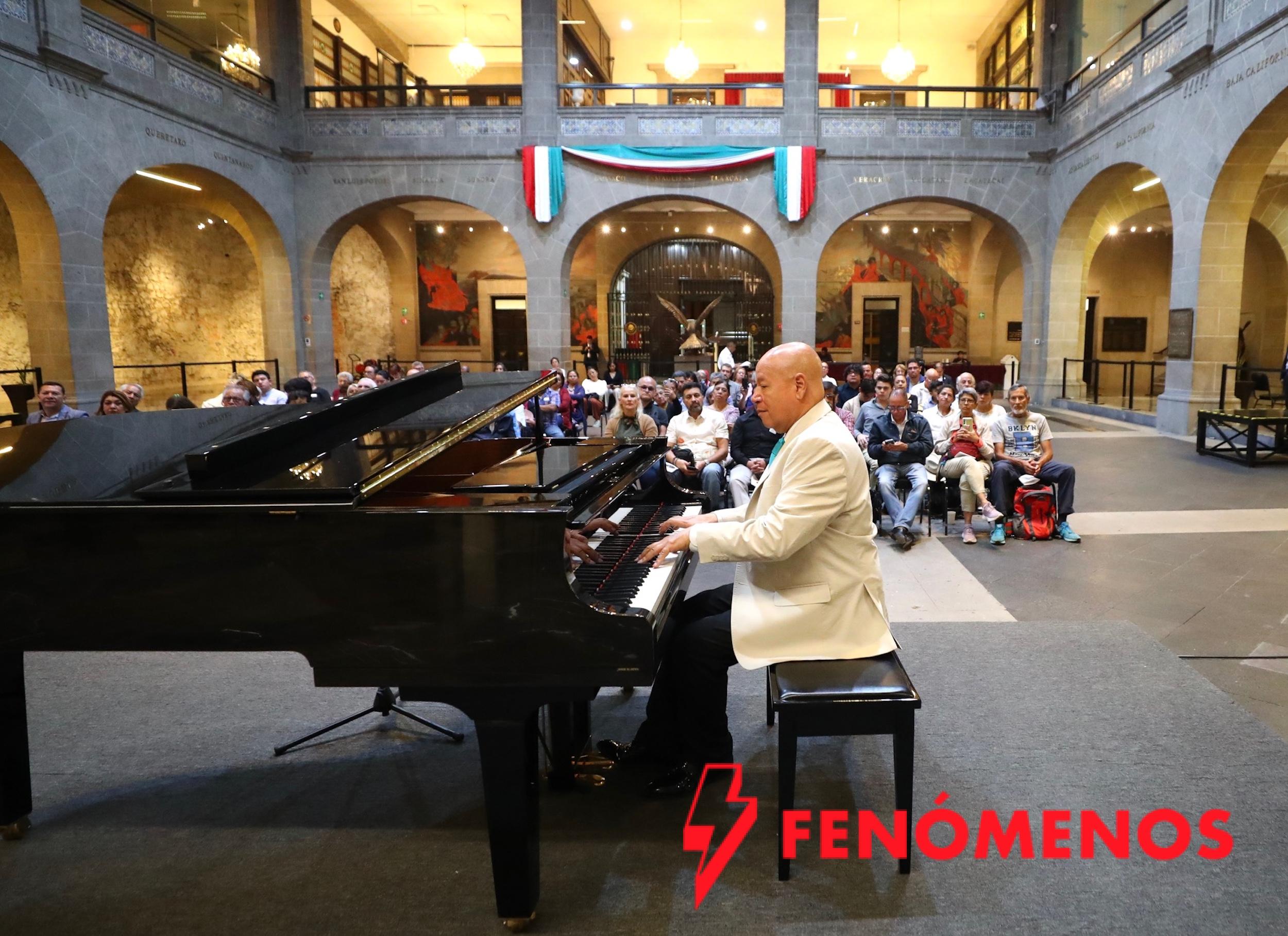 Gran presentación del pianista Armando Merino en la sede histórica del Senado de la República