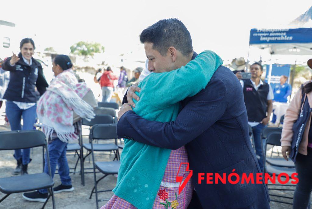 Entrega DIF Estatal aves de traspatio para impulsar la economía de las familias de San Miguel de Allende