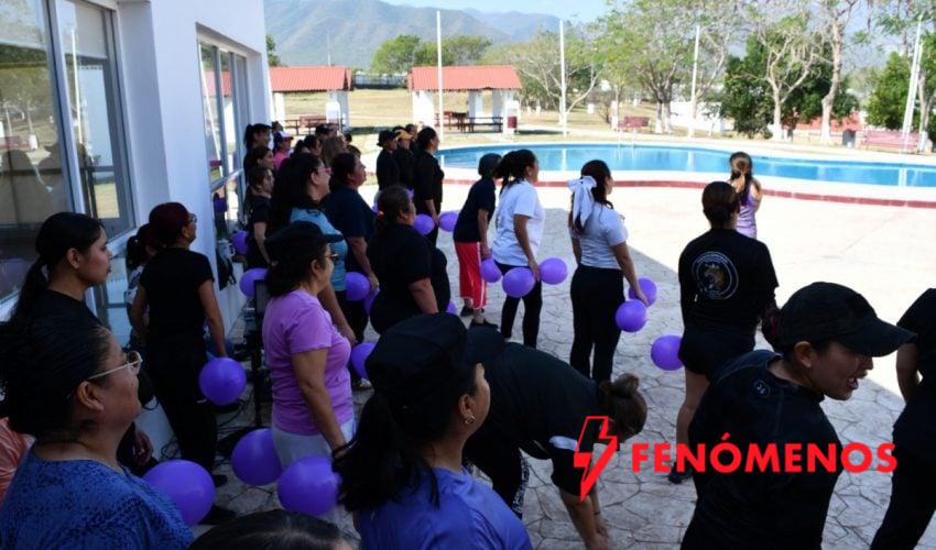 Participan trabajadoras de la SSPT en activación física conmemorativa del Día Internacional de la Mujer