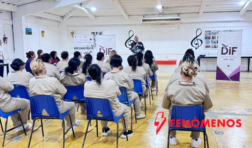 Reciben mujeres privadas de la libertad conferencia “Reconstruye tu vida desde adentro”