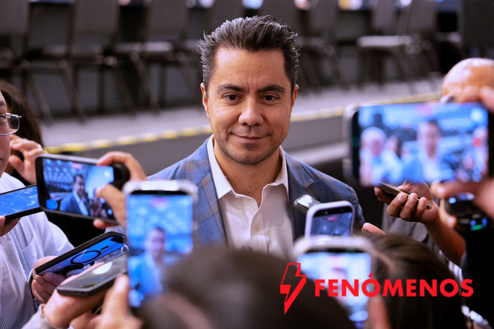 Acude Felifer Macías a la presentación del distintivo “CONECTAR” para la Búsqueda y Localización de Personas