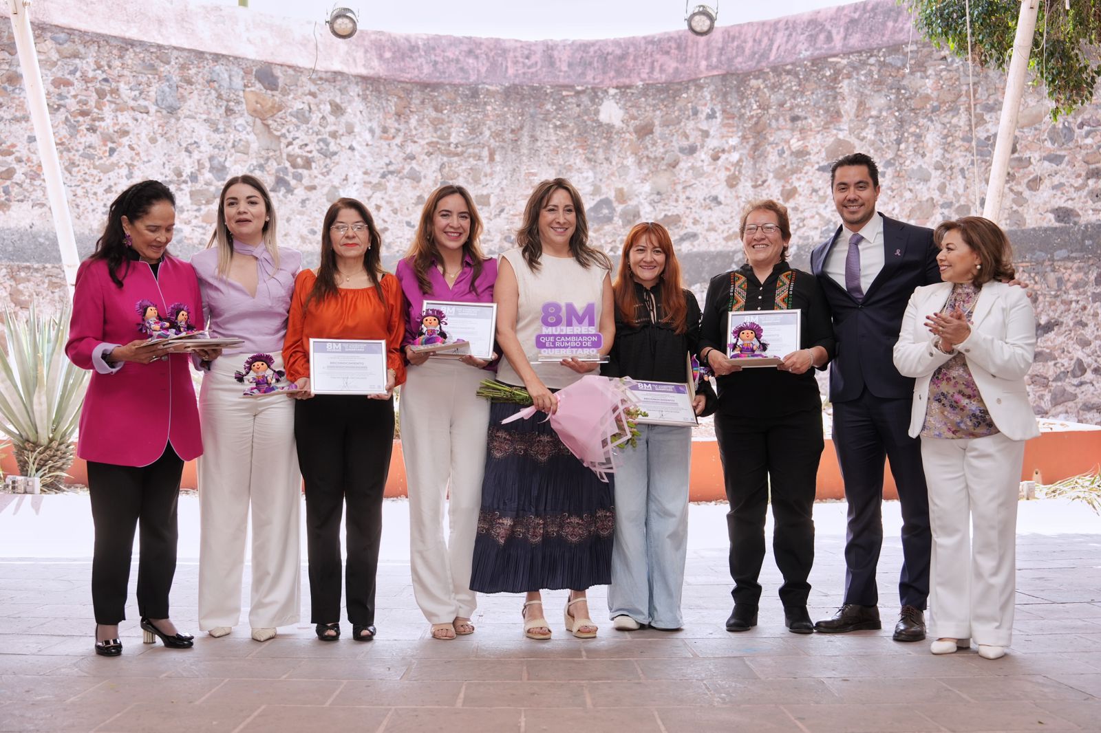 Imagen de Felifer Macías encabeza la Segunda Entrega de Reconocimientos “8 Mujeres que Cambiaron el Rumbo de Querétaro” 23
